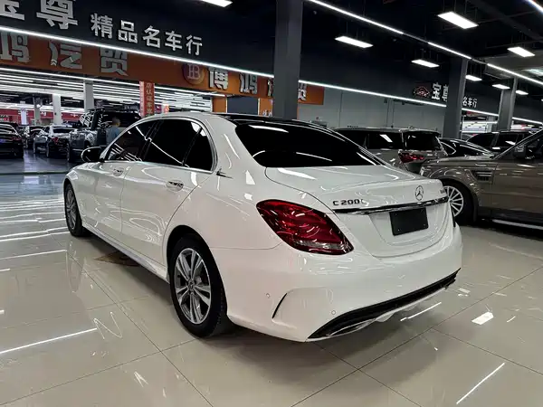 Mercedes-Benz C-Class 2018