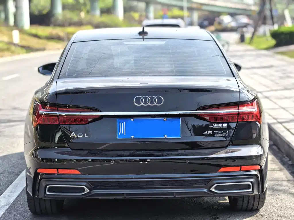 Audi A6L 2022 — фото 8