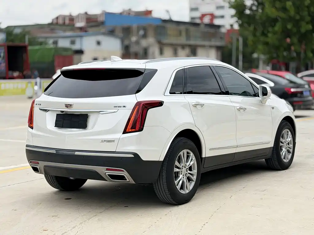 Cadillac XT5 2021 — фото 7