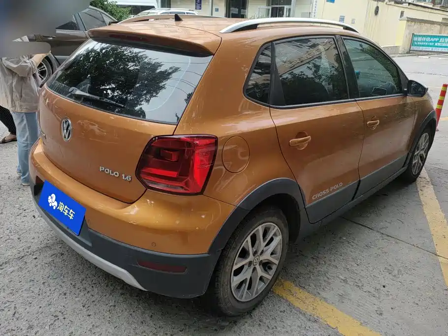 Volkswagen Polo 2015