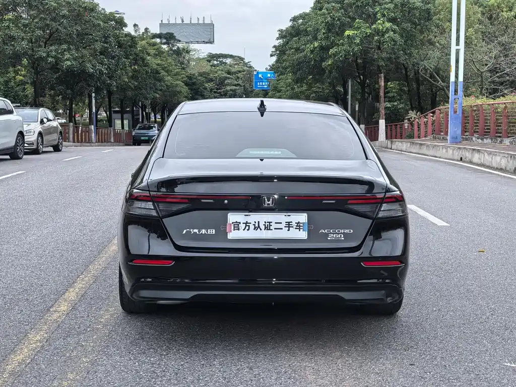 Honda Accord 2023 — фото 20