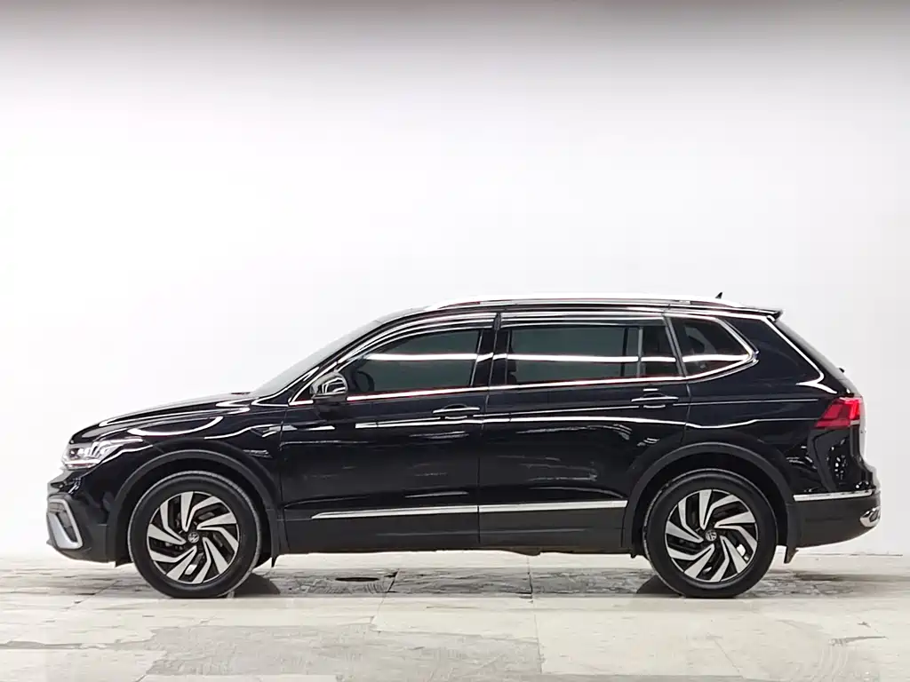 Volkswagen Tiguan L 2022 — фото 4