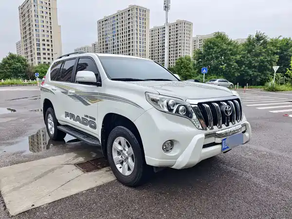 Toyota Prado 2016