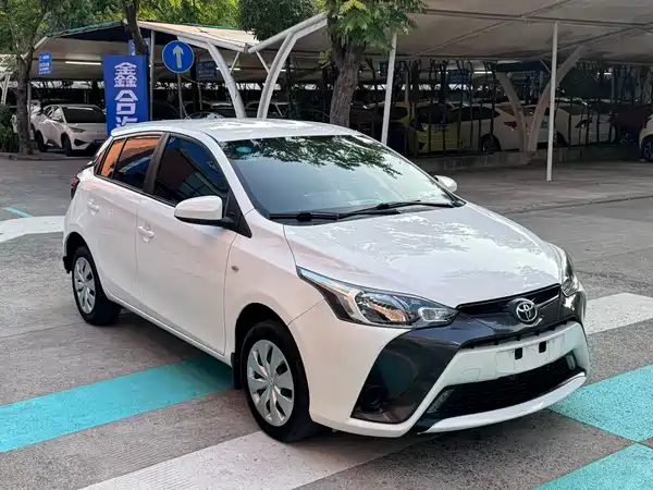 Toyota Yaris L 2020