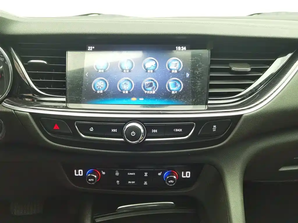 Buick Regal 2019 — фото 12