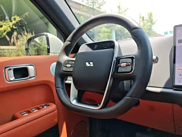 Li Auto L7 2025