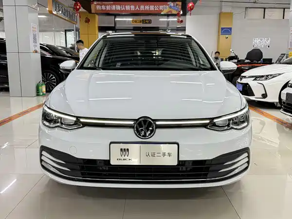 Volkswagen Golf 2022