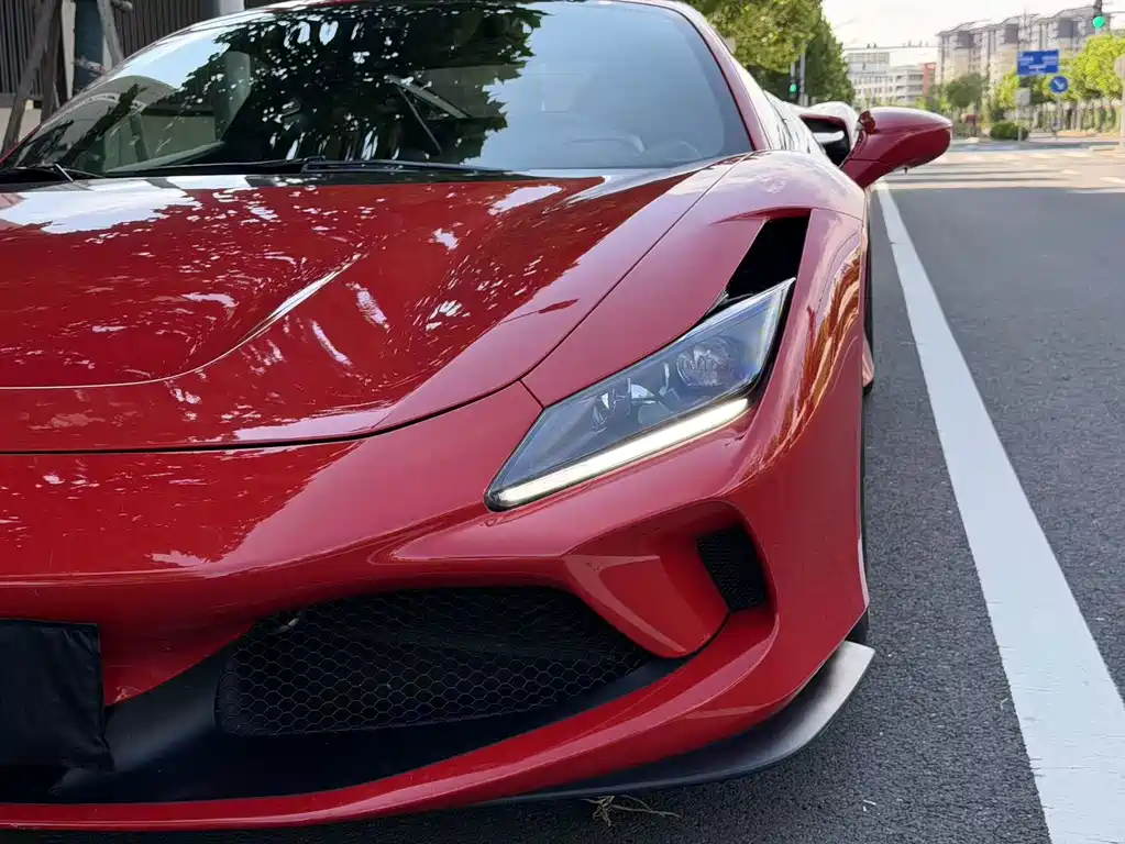 Ferrari F8 2021 — фото 10