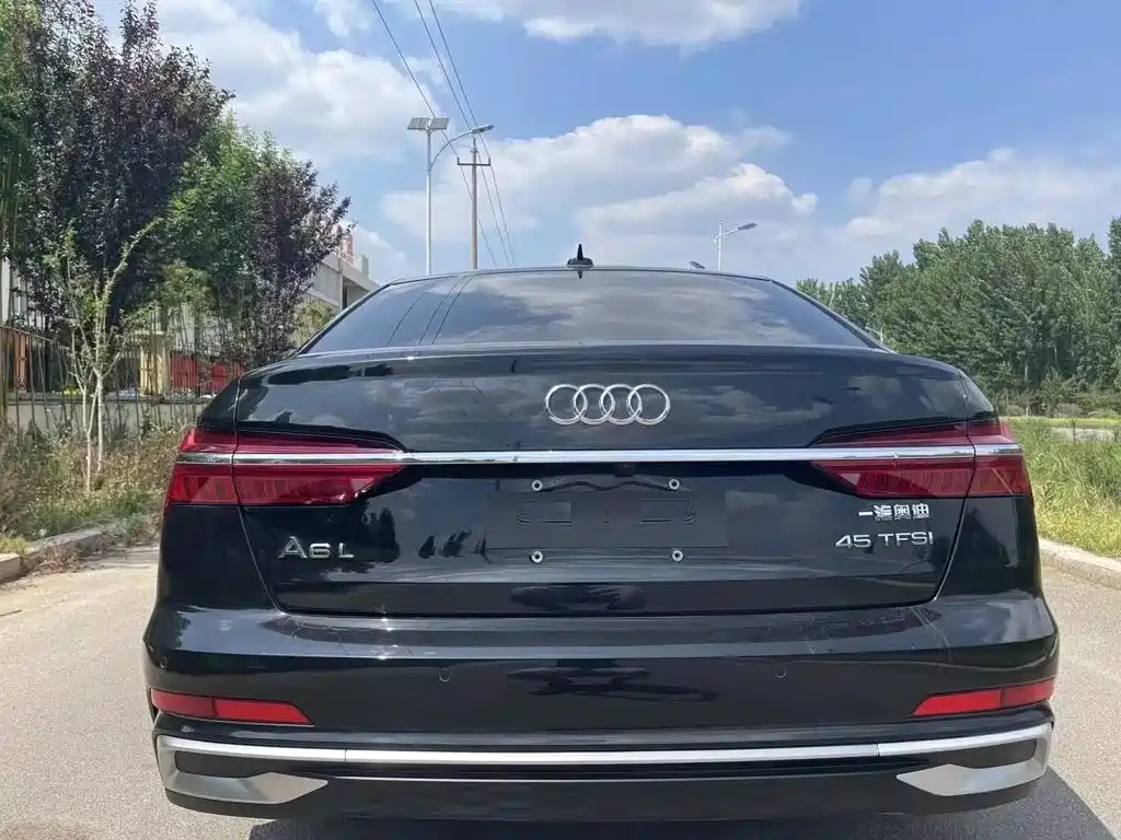 Audi A6L 2023 — фото 8