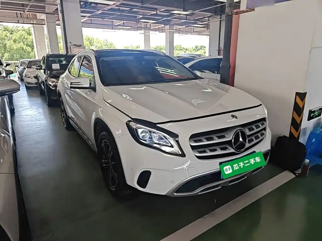 Mercedes-Benz GLA 2019