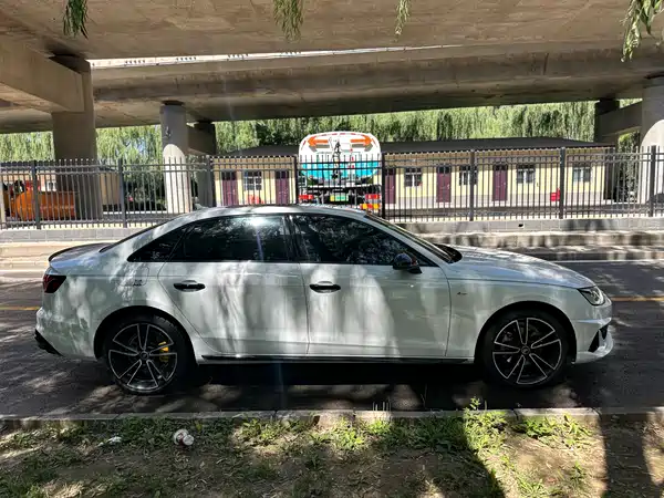 Audi A4L 2024
