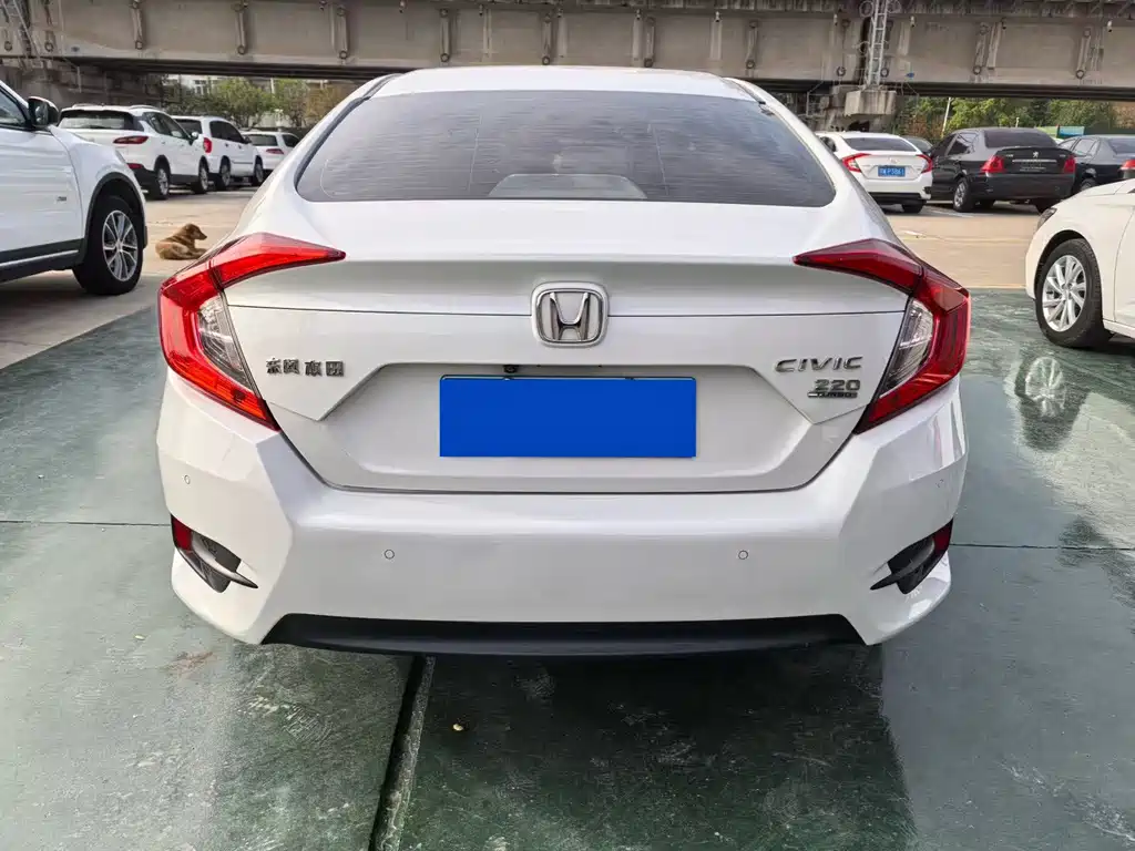 Honda Civic 2019 — фото 14