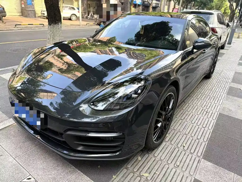 Porsche Panamera 2024
