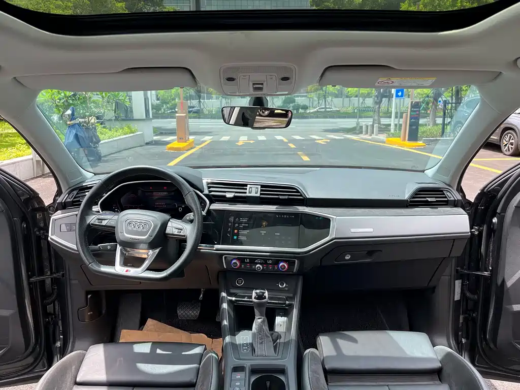 Audi Q3 Sportback 2022 — фото 16