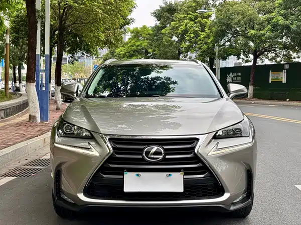 Lexus NX 2015