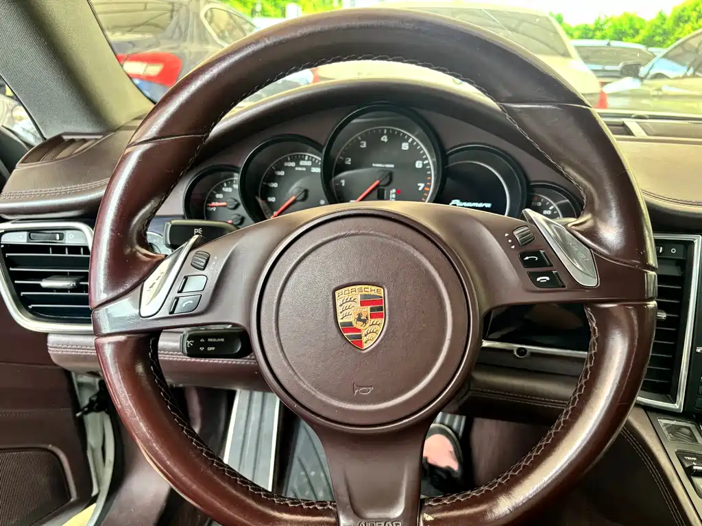 Porsche Panamera 2013 — фото 12