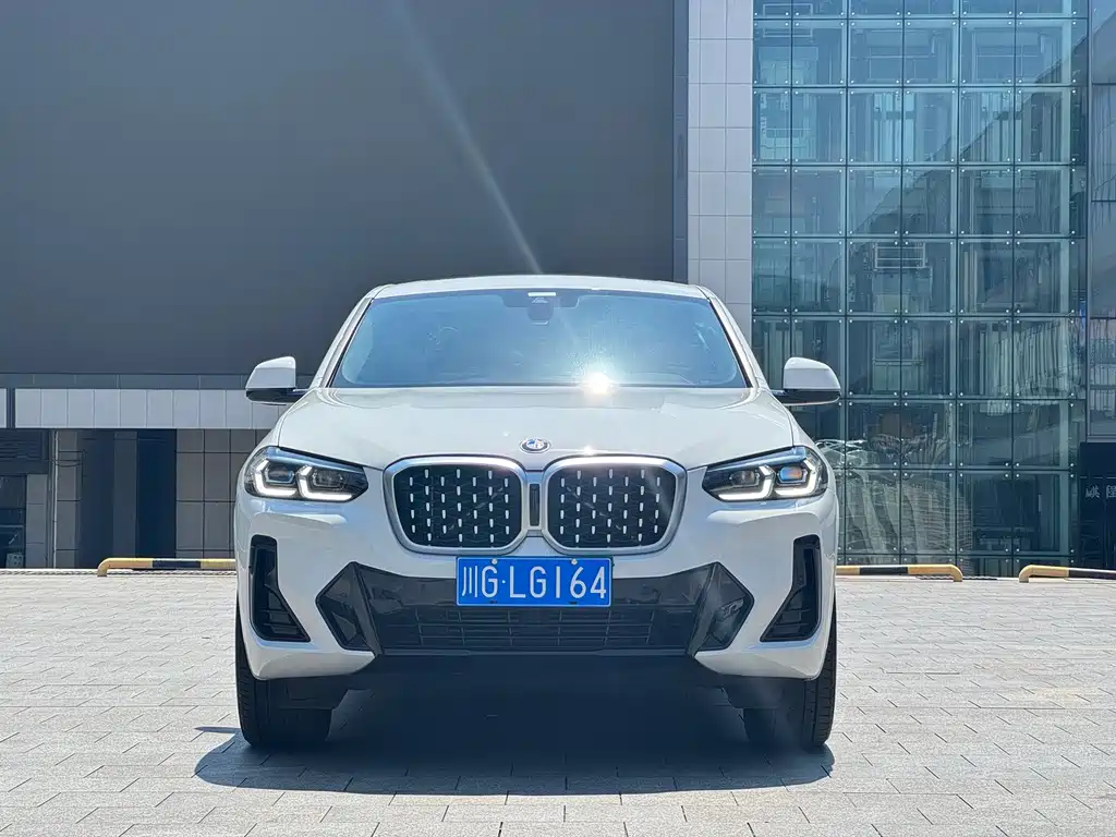 BMW X4 2023 — фото 3