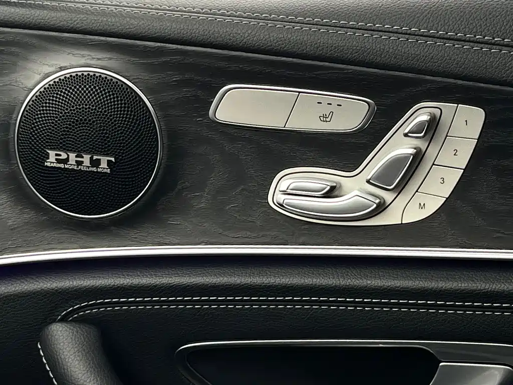 Mercedes-Benz E-Class 2016 — фото 22