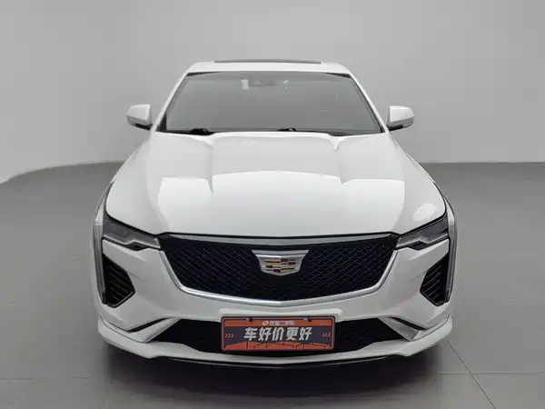 Cadillac CT4 2021