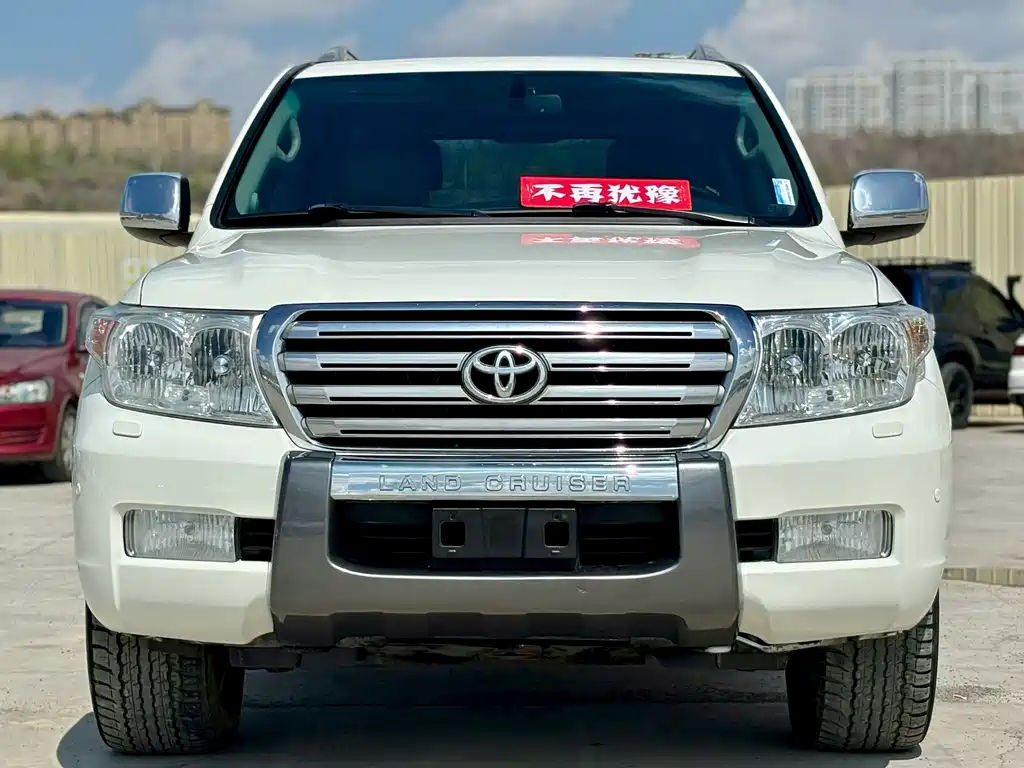 Toyota Land Cruiser 2012 — фото 2