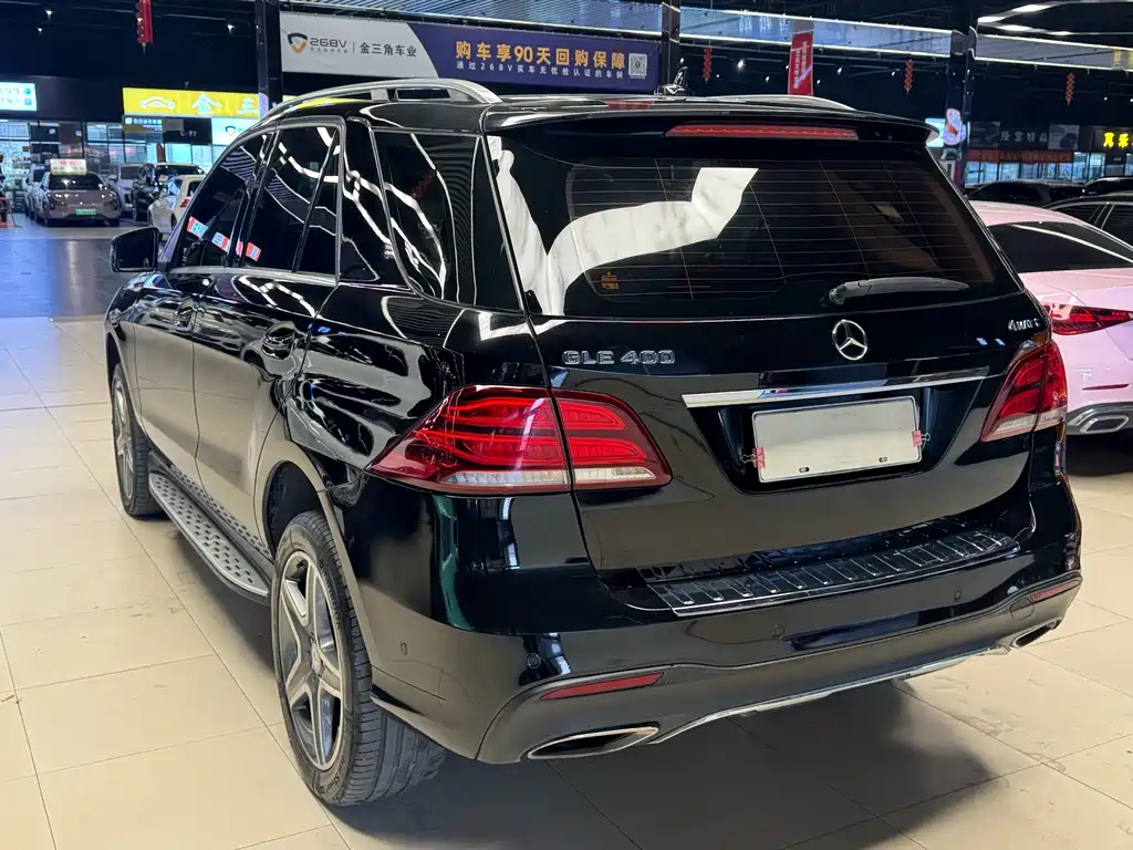 Mercedes-Benz GLE 2017 — фото 15