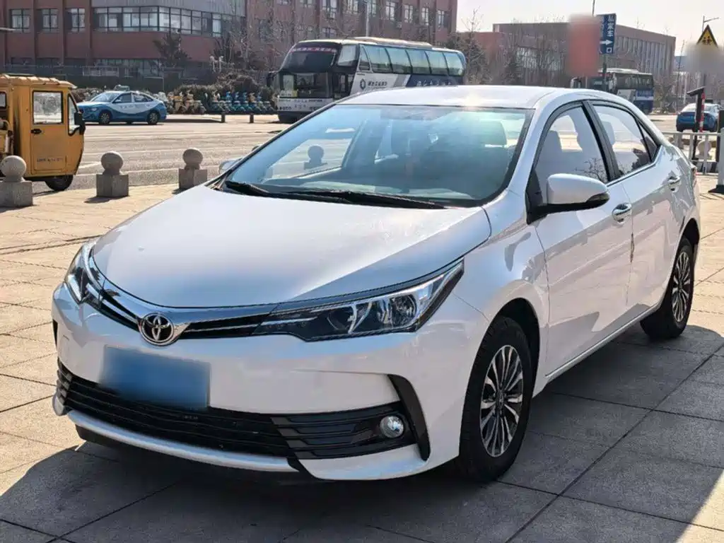 Toyota Corolla 2019 — фото 20