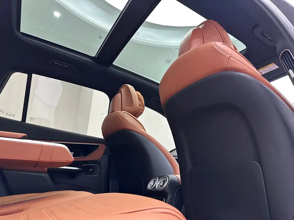 Mercedes-Benz GLC 2023 — фото 15