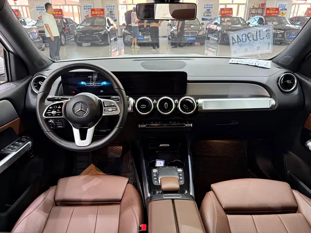 Mercedes-Benz GLB 2021 — фото 17