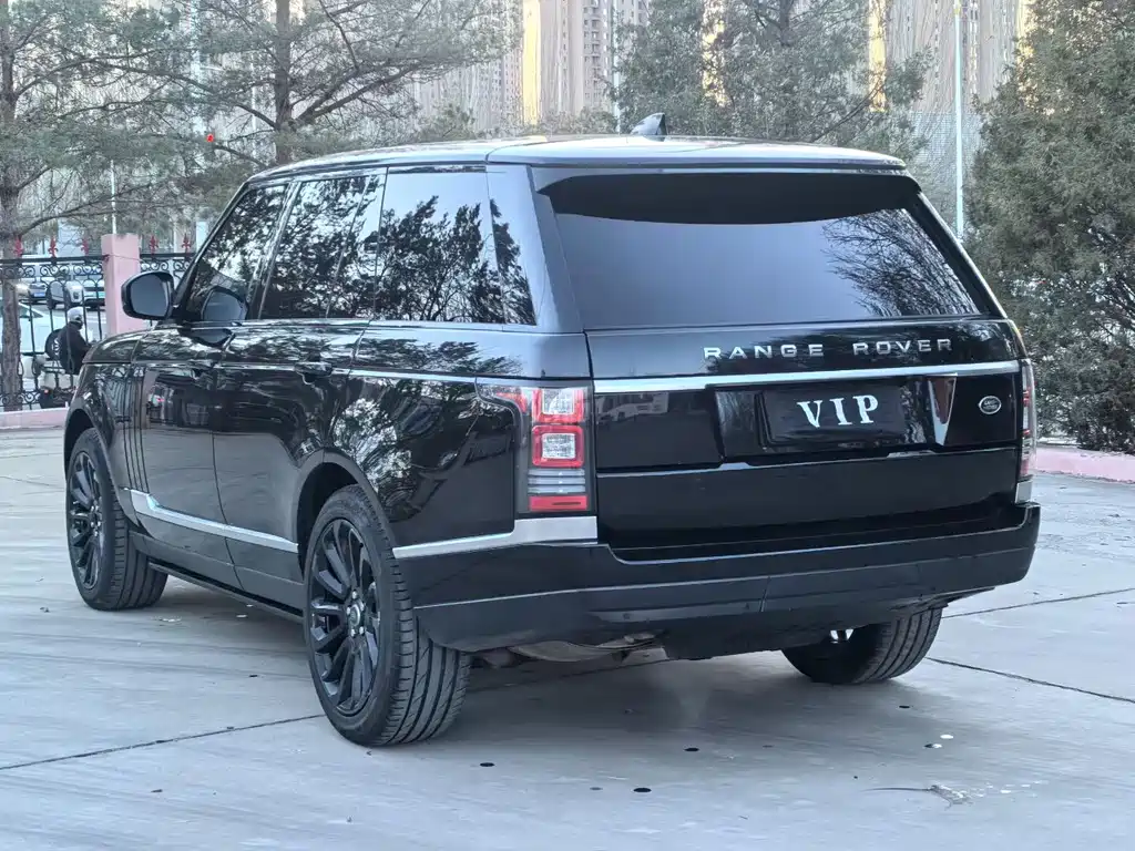Land Rover Range Rover 2018 — фото 9