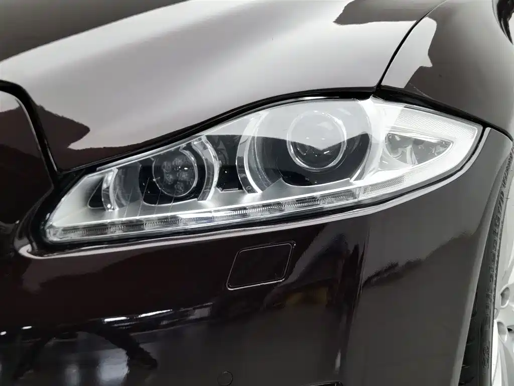 Jaguar XJ 2014 — фото 7