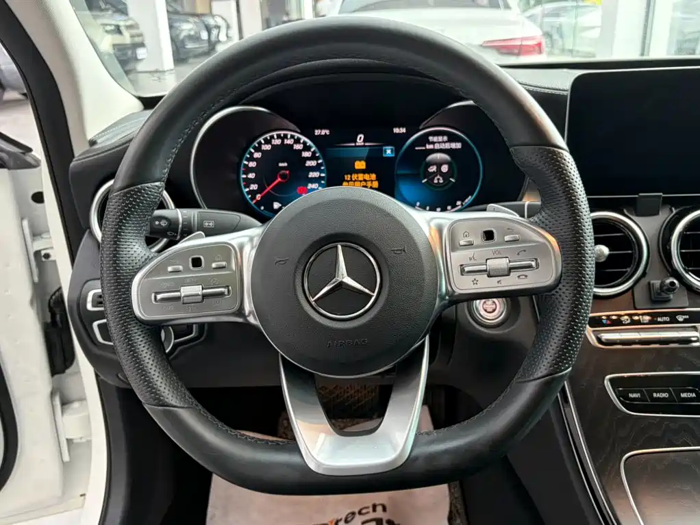 Mercedes-Benz C-Class 2021 — фото 11