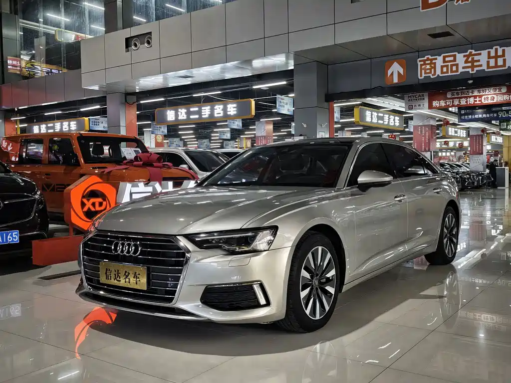Audi A6L 2019 — фото 1