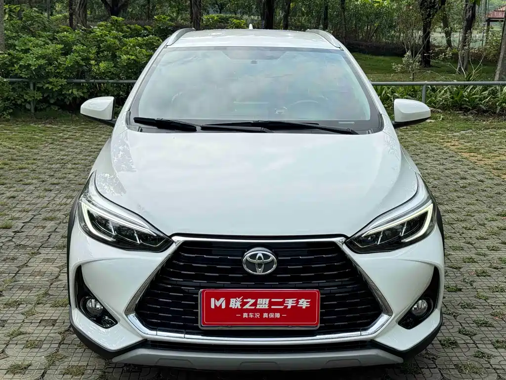 Toyota Yaris L 2022