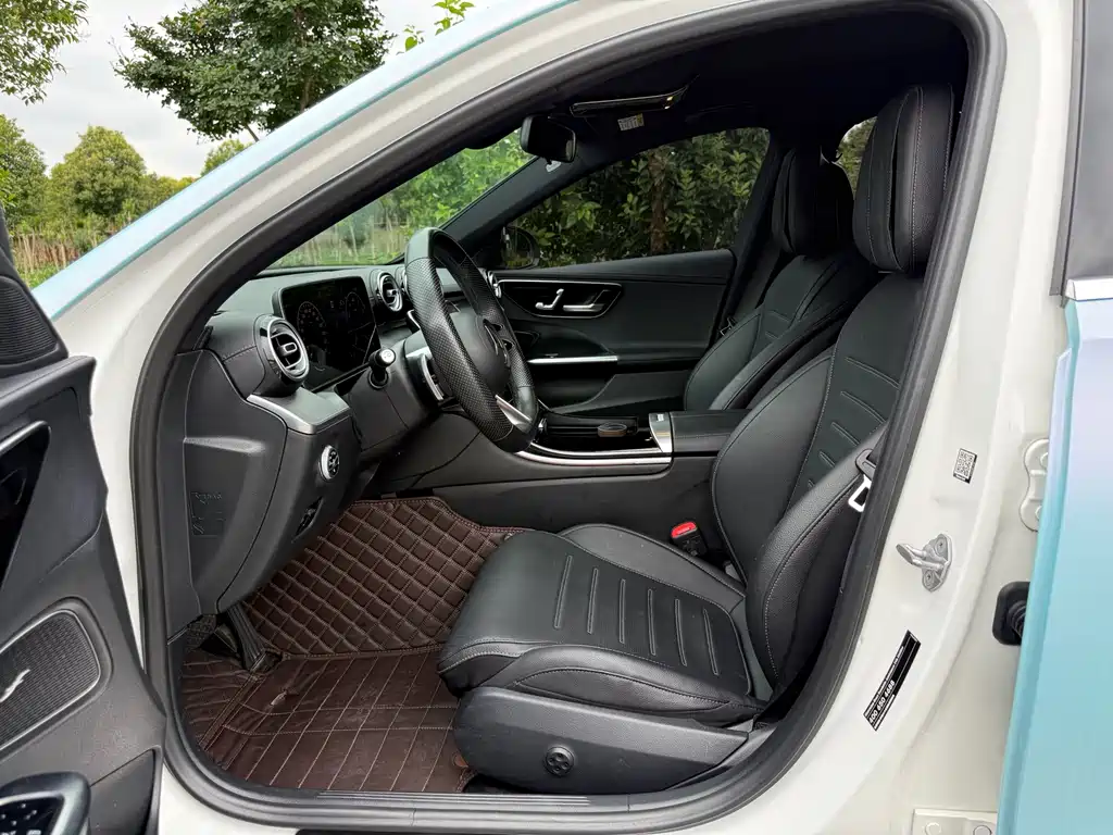 Mercedes-Benz C-Class 2023