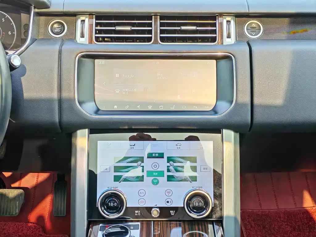 Land Rover Range Rover 2018 — фото 12