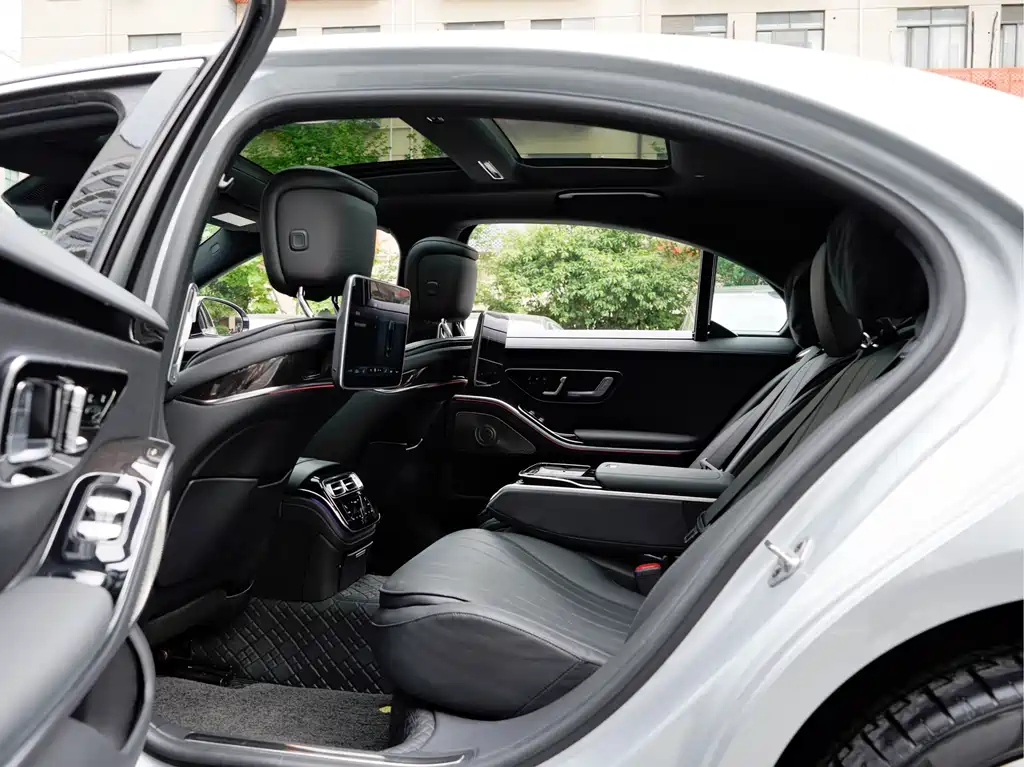 Mercedes-Benz S-Class 2025 — фото 11