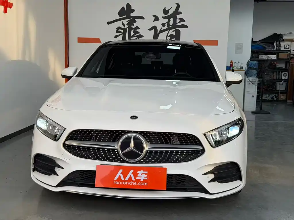 Mercedes-Benz A-Class 2022 — фото 2