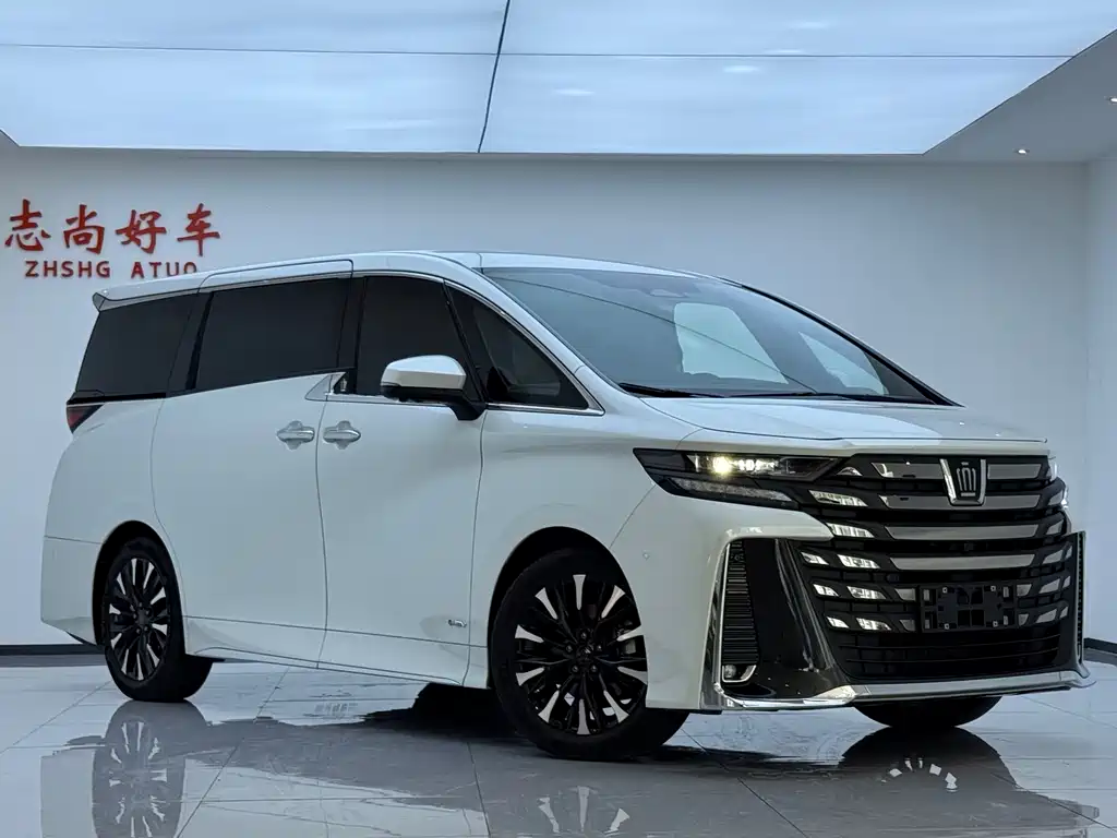 Toyota Vellfire 2024 — фото 3