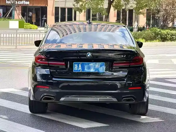 BMW 5 Series 2023