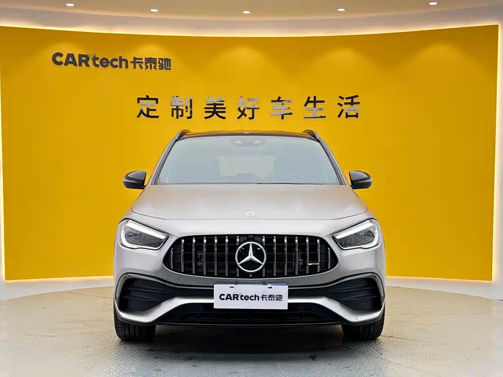 Mercedes-Benz GLA AMG 2023 — фото 2