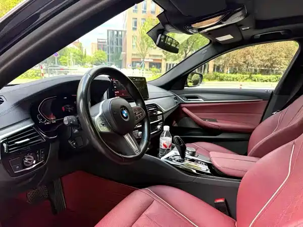 BMW 5 Series 2023