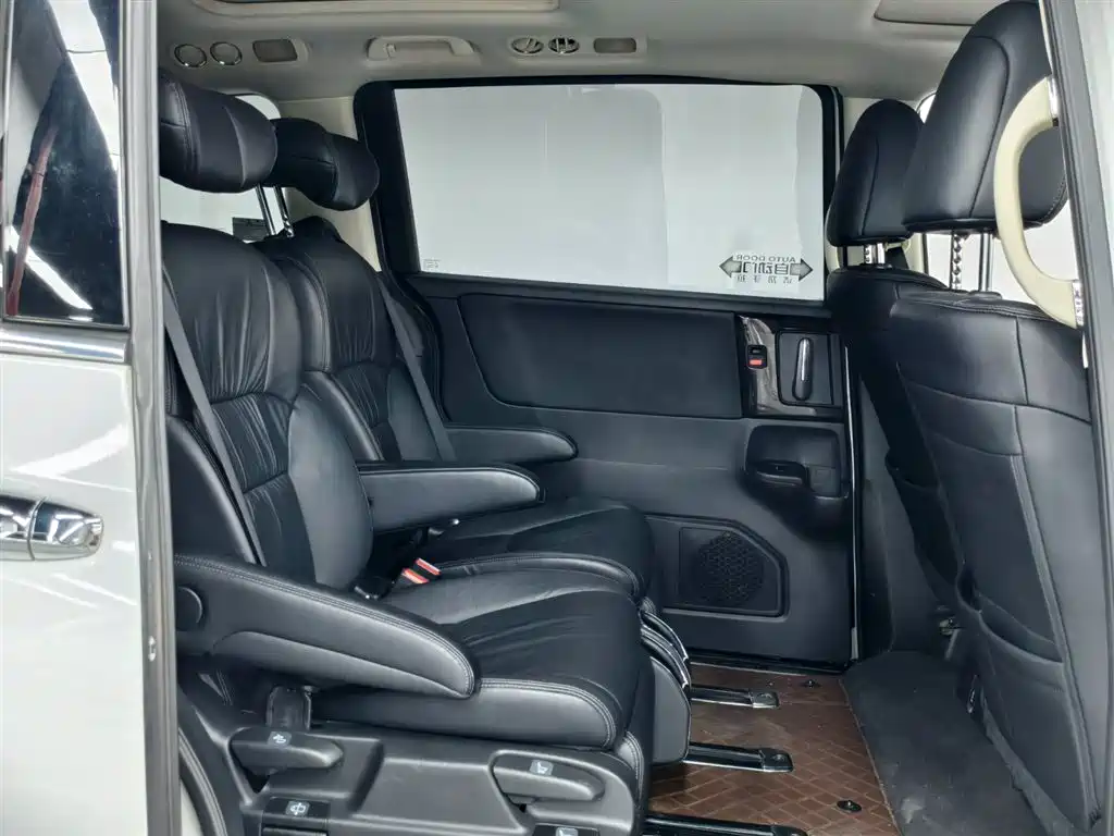 Honda Odyssey 2019 — фото 10