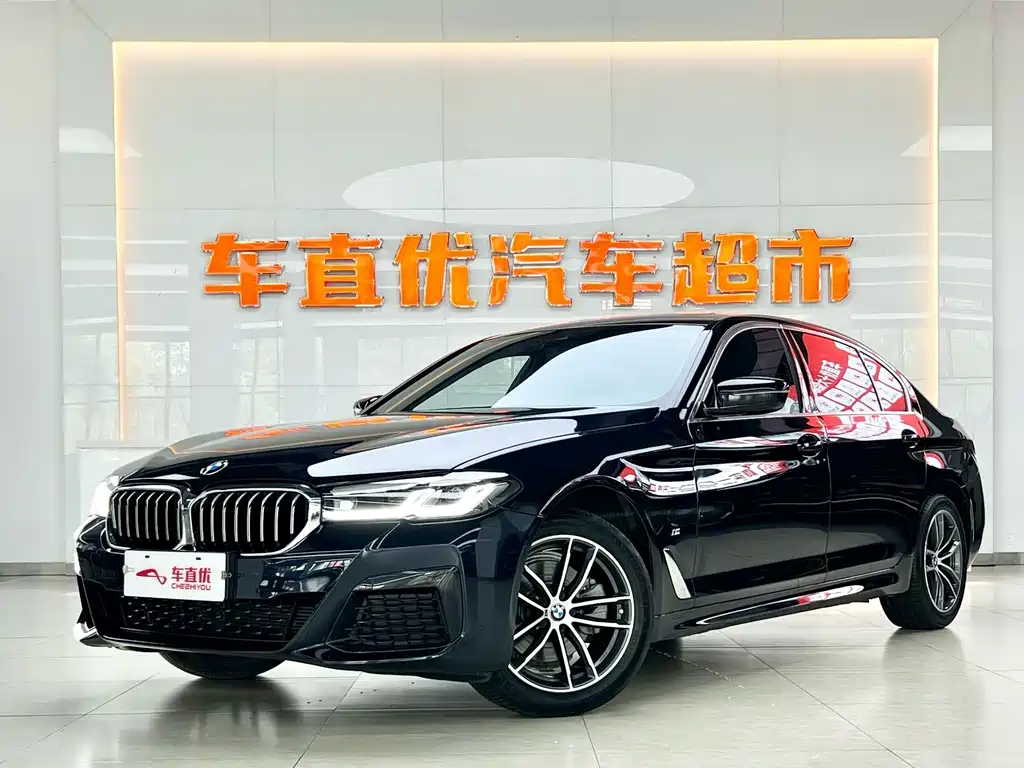 BMW 5 Series 2023 — фото 1