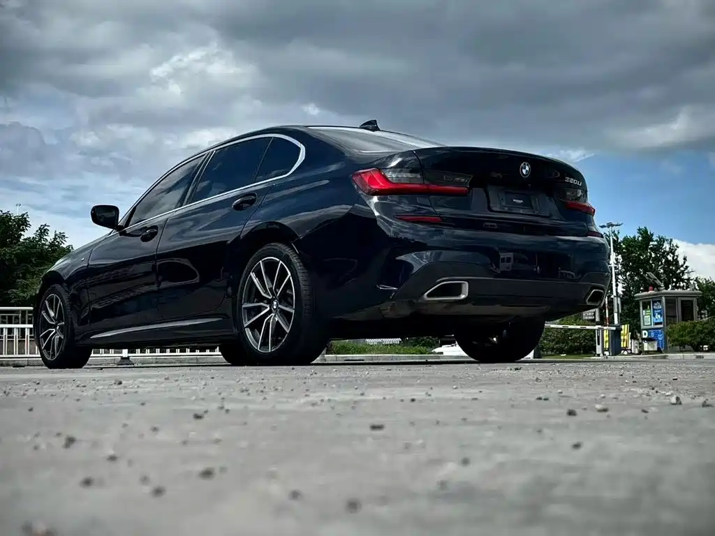 BMW 3 Series 2021
