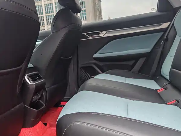 Geely Emgrand L 2023