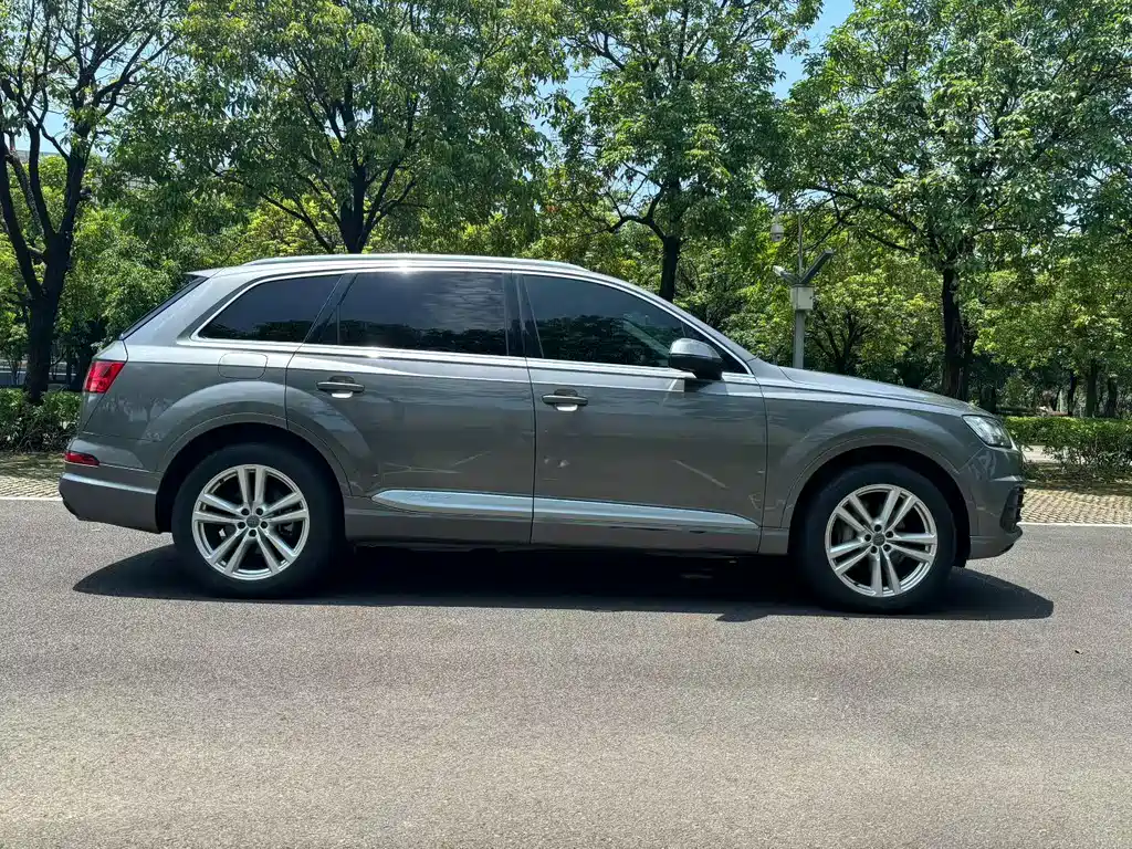 Audi Q7 2016 — фото 3