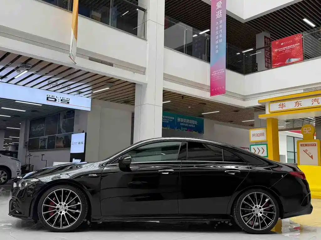 Mercedes-Benz CLA AMG 2023 — фото 5