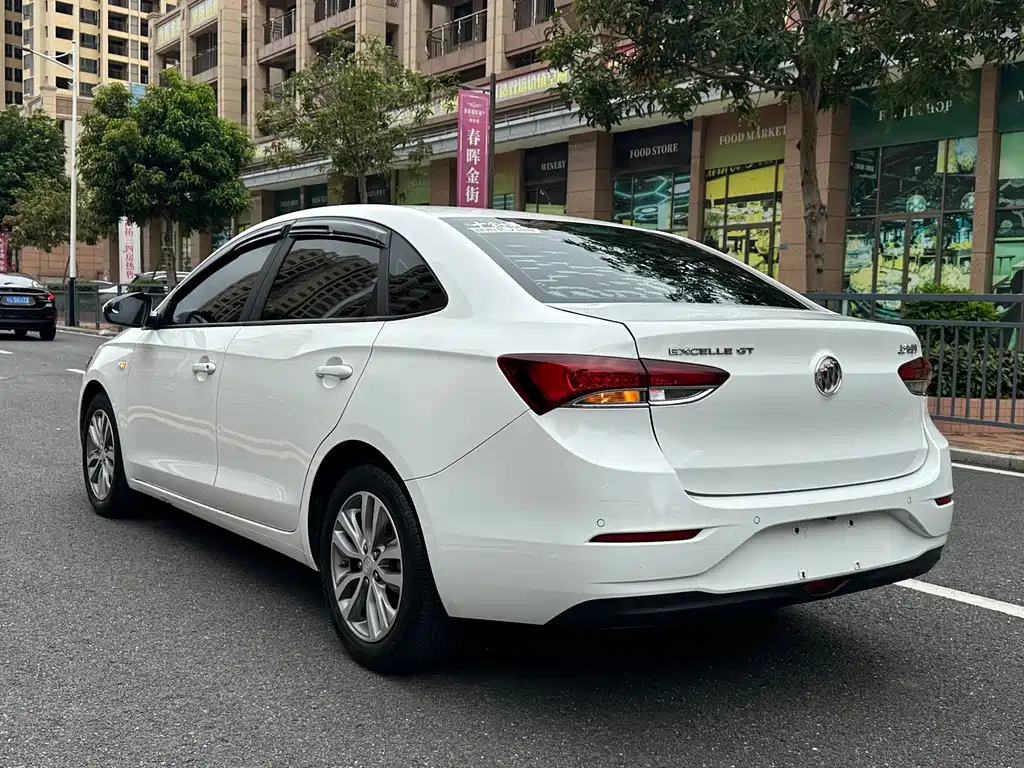 Buick Excelle 2021