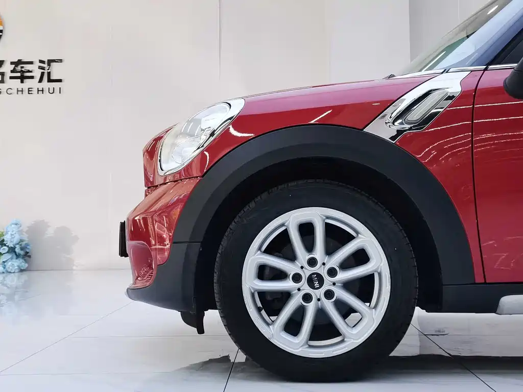 MINI Countryman 2015 — фото 13