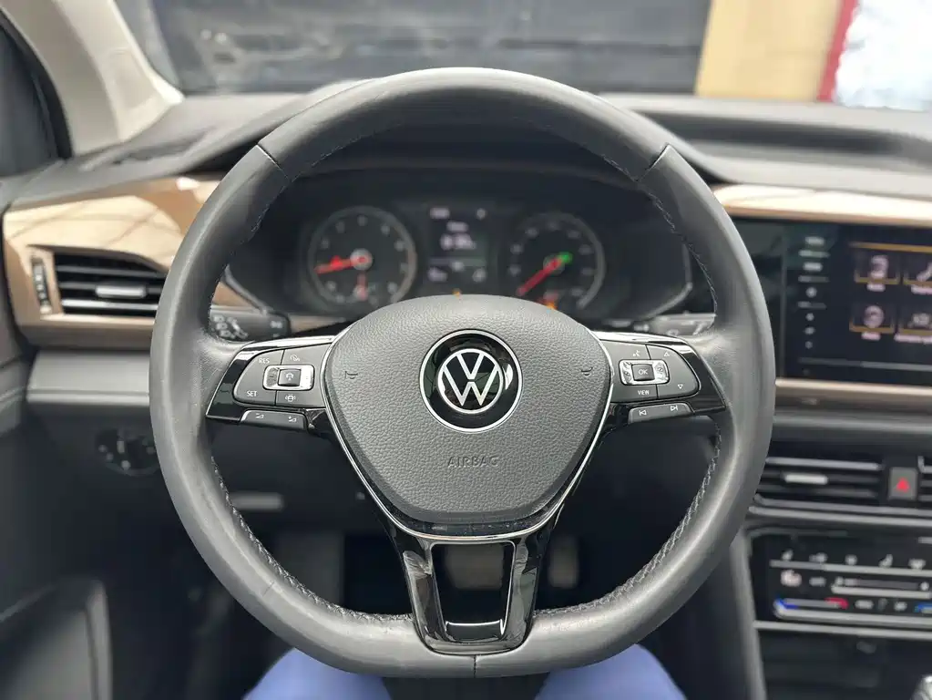 Volkswagen Tharu 2022 — фото 13